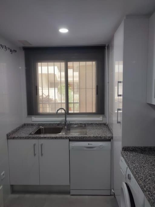 Sunny Guadalmina Apartment Marbella Eksteriør bilde
