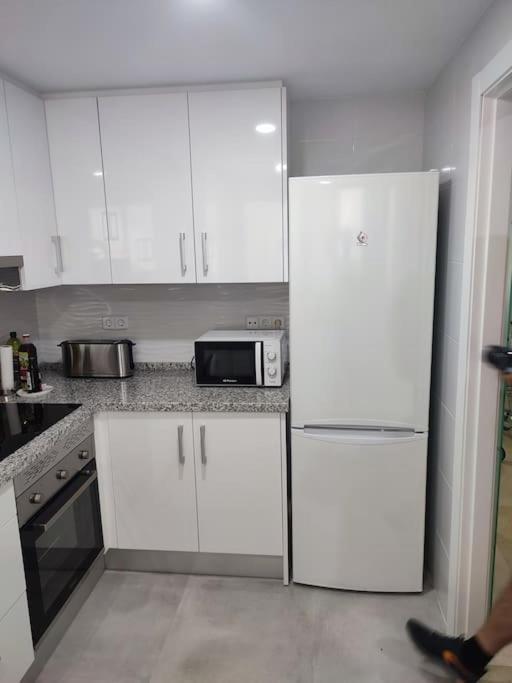 Sunny Guadalmina Apartment Marbella Eksteriør bilde