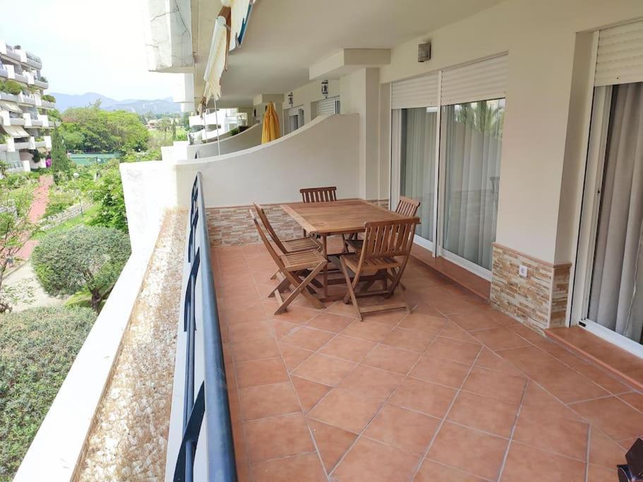 Sunny Guadalmina Apartment Marbella Eksteriør bilde